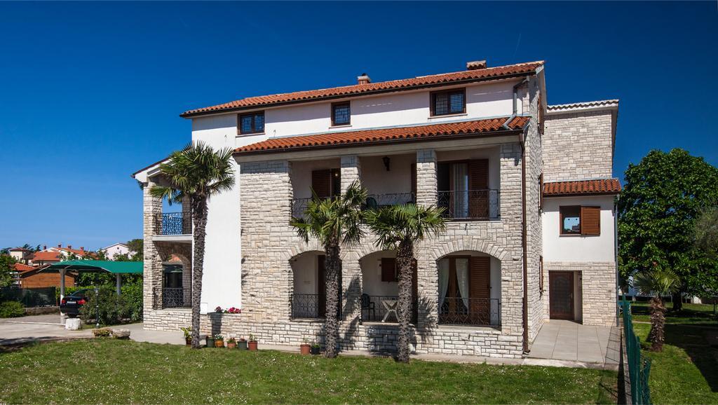 B&B Moderno Fažana Eksteriør billede